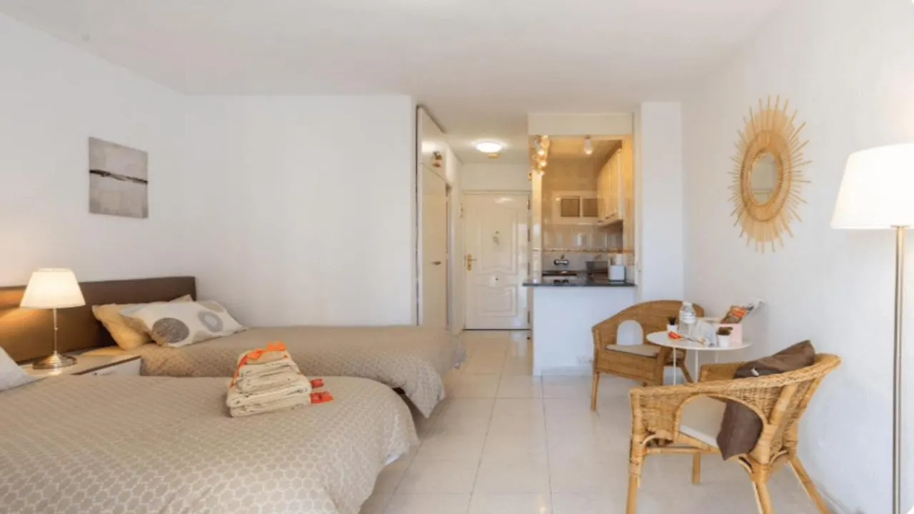 797 Holiday Rentals- Luminoso Estudio En Arroyo De La Miel Benalmádena 0*,  Spanje